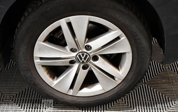 VOLKSWAGEN GOLF 8 1.5 E-TSI 130ch MHEV LIFE PLUS DSG GRIS GX-590-FJ