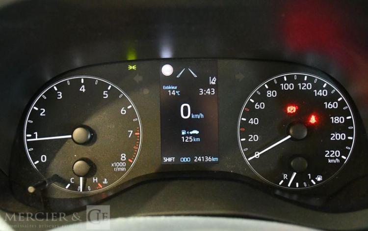 TOYOTA YARIS A,E BLANC GX-729-PN