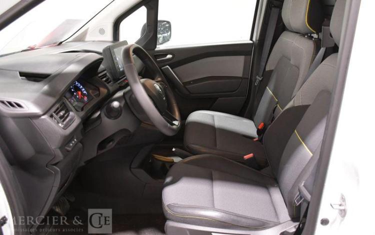 RENAULT KANGOO EXTRA TCE 130 BVA BLANC GX-745-HQ