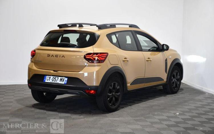 DACIA SANDERO STEPWAY EXTREME TCE 90 BEIGE GY-057-MV
