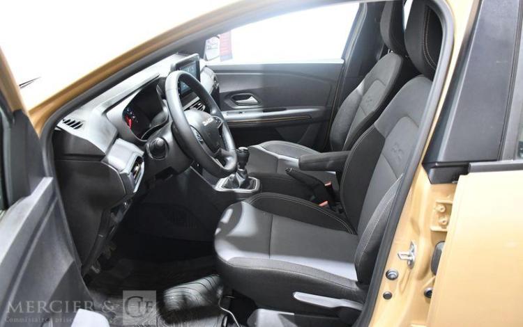 DACIA SANDERO STEPWAY EXTREME TCE 90 BEIGE GY-057-MV