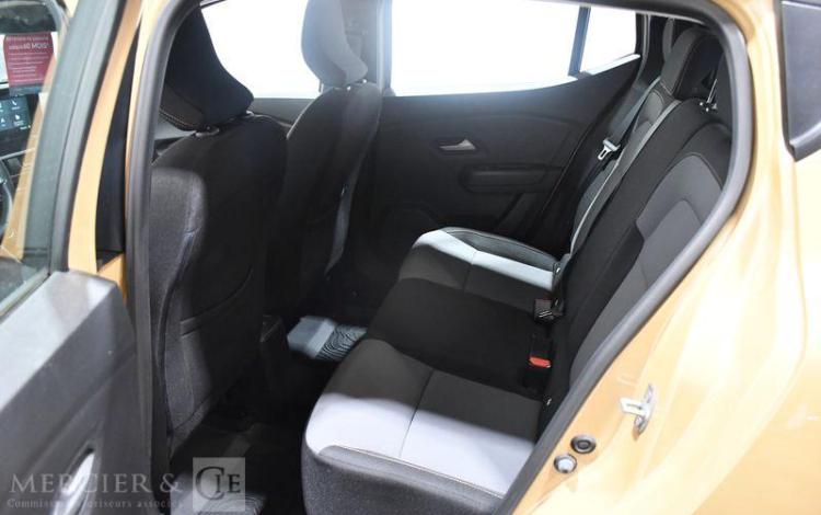 DACIA SANDERO STEPWAY EXTREME TCE 90 BEIGE GY-057-MV