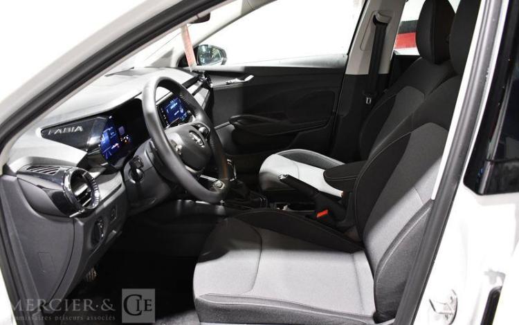 SKODA FABIA SOCIETE 1.0 TSI 115ch SELECTION DSG BLANC GY-150-TS