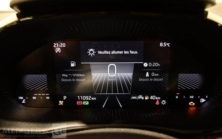 SKODA FABIA SOCIETE 1.0 TSI 115ch SELECTION DSG BLANC GY-150-TS