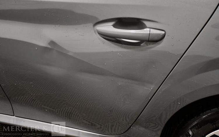 PEUGEOT 208 1.2 PURETECH 100ch ALLURE GRIS GY-560-TW