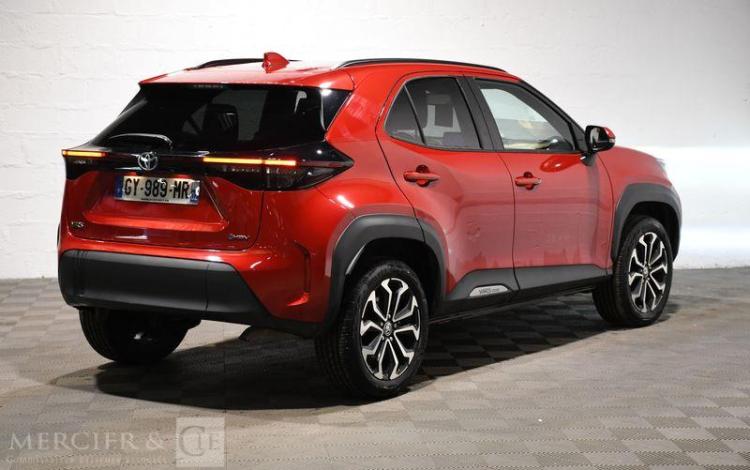TOYOTA YARIS CROSS ROUGE GY-989-MR