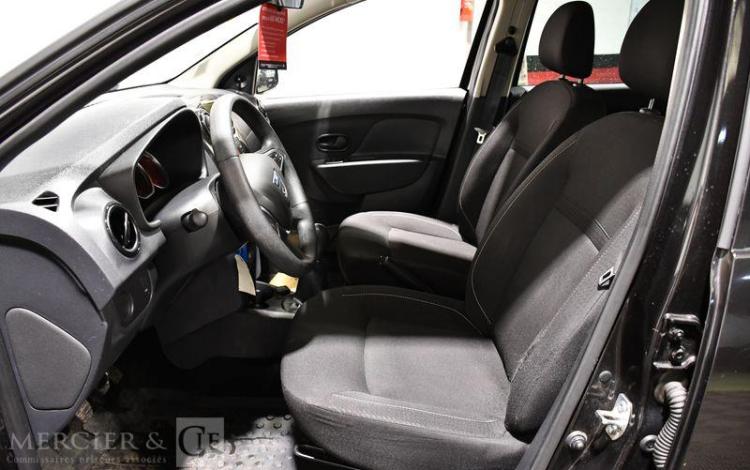 DACIA SANDERO COMFORT NOIR GZ-226-BL