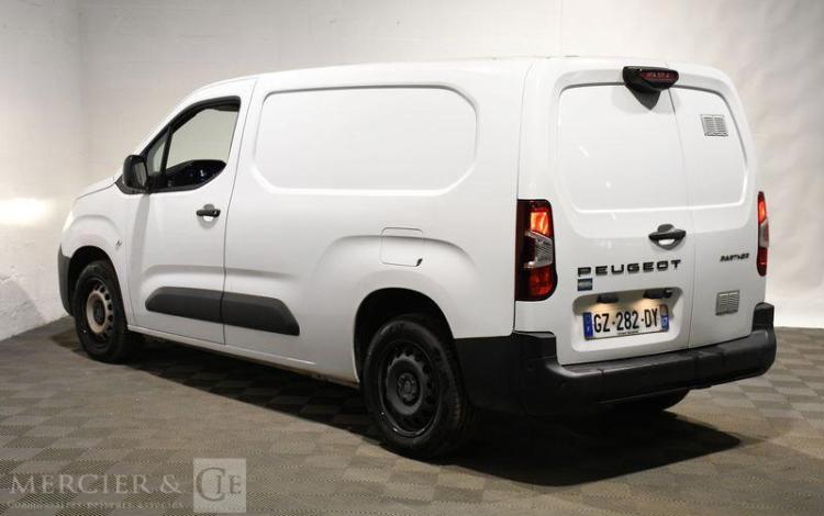 PEUGEOT PARTNER 1.5 BLUEHDI 130ch 950KG L2 XL BASE EAT BLANC GZ-282-DY