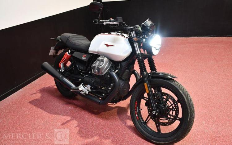 GUZZI MOTO V7 STONE  GZ-449-ZB