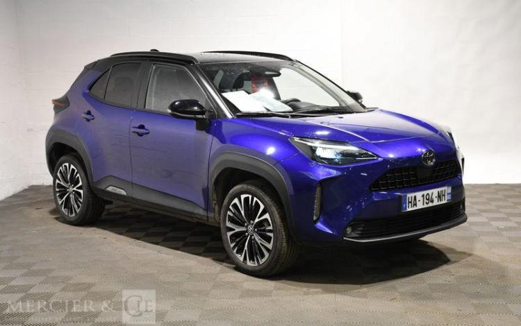 TOYOTA YARIS CROSS BLEU HA-194-NH