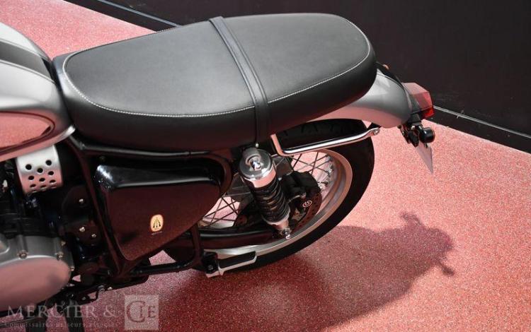 BSA MOTO GOLDSTAR 125 GRIS HA-617-SN