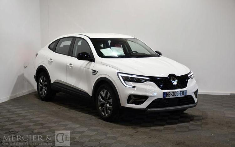 RENAULT ARKANA 1.6 E-TECH 145ch EVOLUTION BVA BLANC HB-309-ER