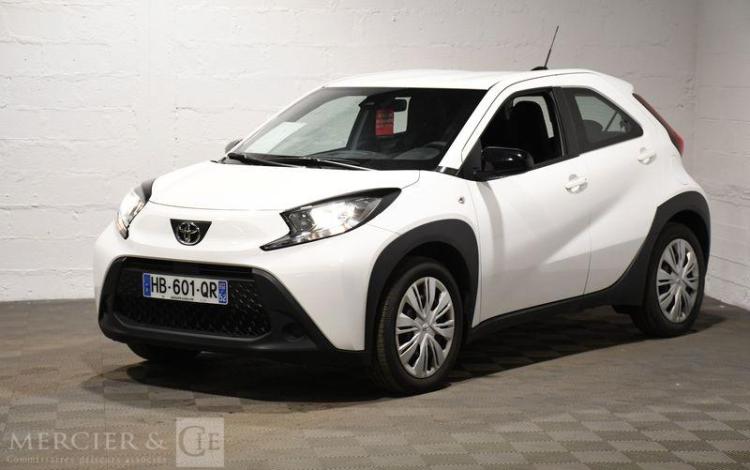 TOYOTA AYGO X  HB-601-QR