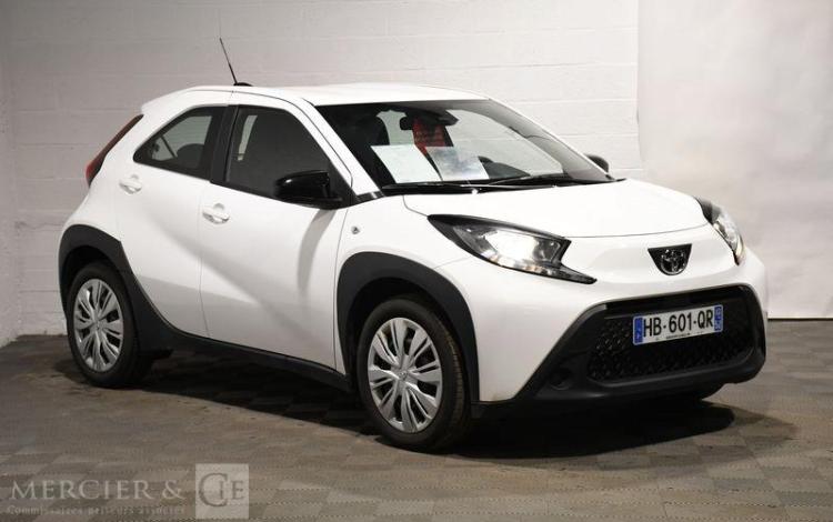 TOYOTA AYGO X  HB-601-QR