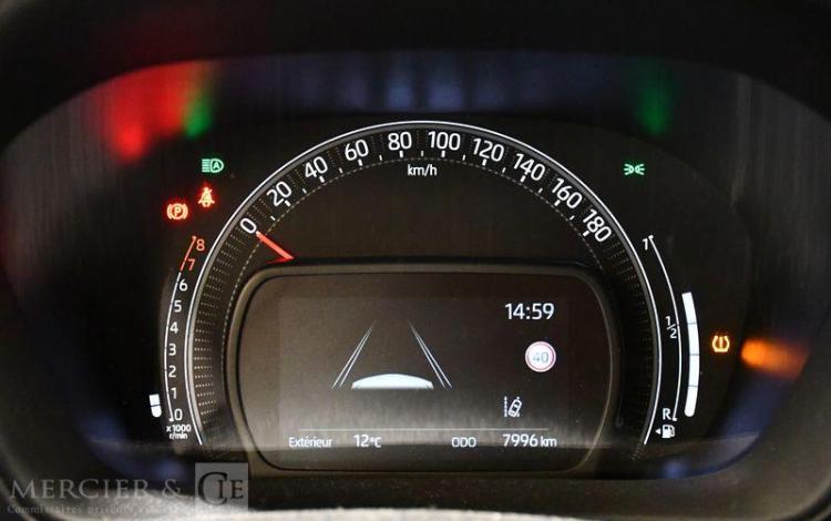 TOYOTA AYGO X  HB-601-QR