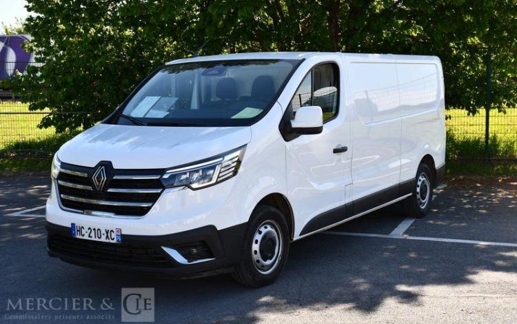 RENAULT TRAFIC L2H1 3T EXTRA BLUE DCI 130 BLANC HC-210-XC
