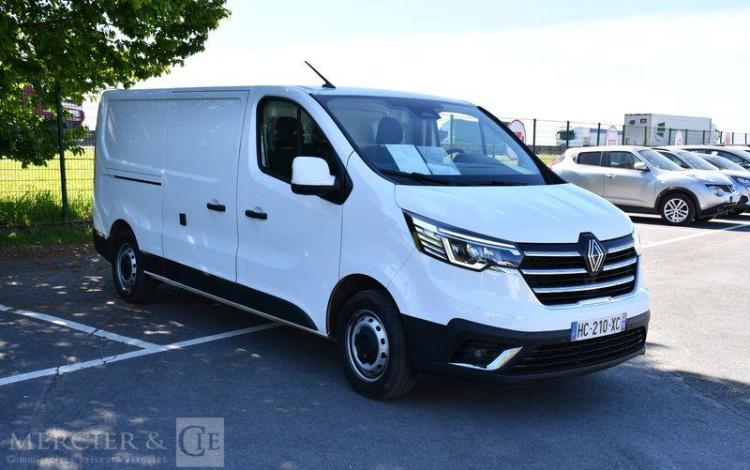RENAULT TRAFIC L2H1 3T EXTRA BLUE DCI 130 BLANC HC-210-XC