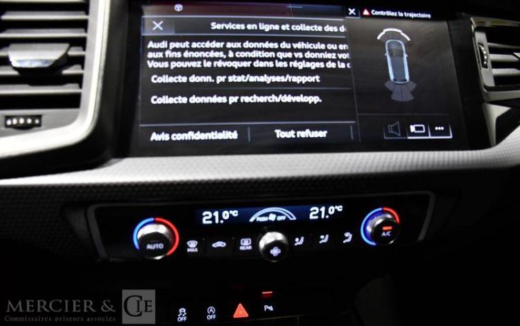 AUDI A1 SPORTBACK 30 TFSI 1,0 116CH S-TRONIC GRIS HC-873-QC