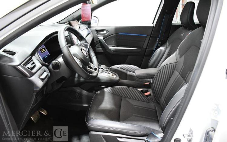 RENAULT CAPTUR 1.6 E-TECH 145ch MHEV ESPRIT ALPINE BVA BLANC HC-991-GZ