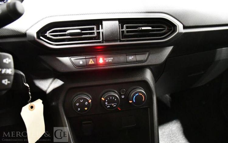 DACIA SANDERO 1.0 SCE 65ch ESSENTIAL BLANC HD-286-NB