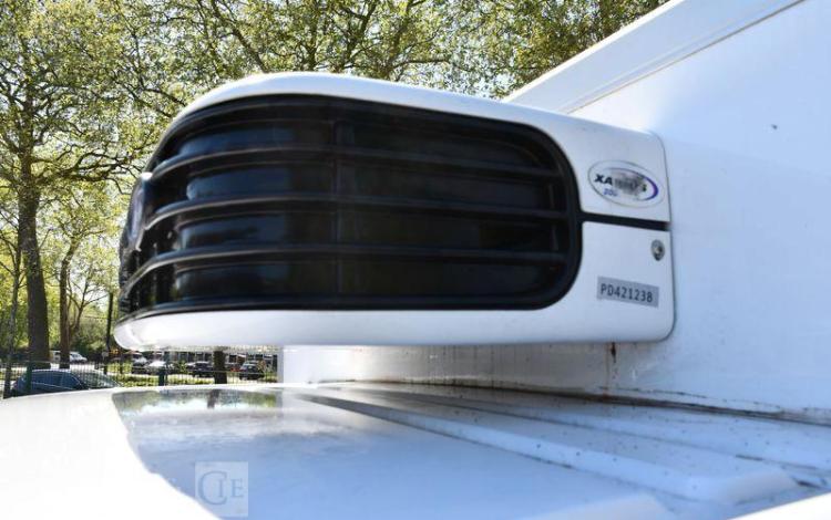 PEUGEOT EXPERT CAISSE ISOTHERM BLANC HD-544-QY