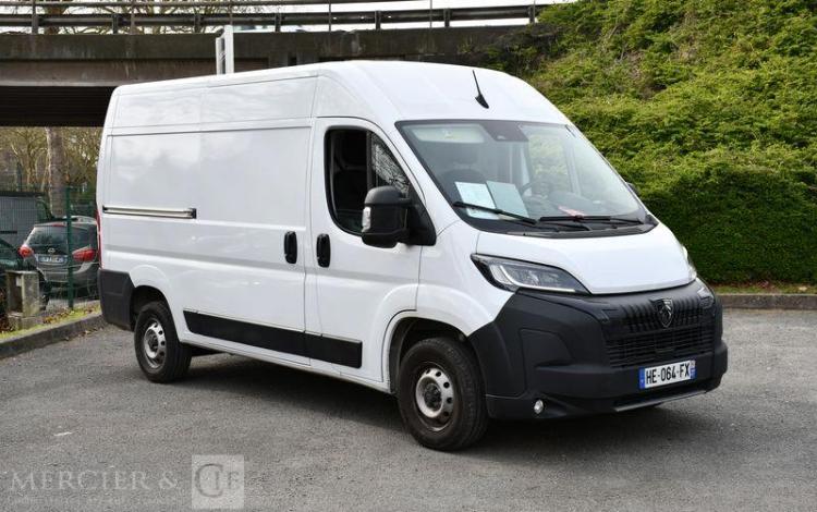 PEUGEOT BOXER 2.2 BLUEHDI 140ch 3300 L2H2 BLANC HE-064-FX