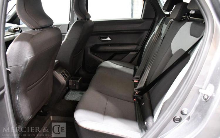DACIA BIGSTER EXTREME MILD HYBRID 140 GRIS HE-195-YG
