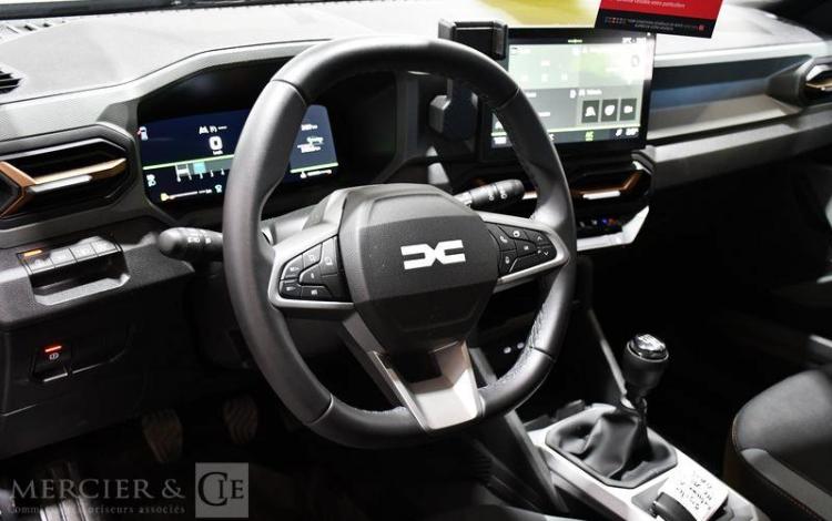 DACIA BIGSTER EXTREME MILD HYBRID 140 GRIS HE-195-YG