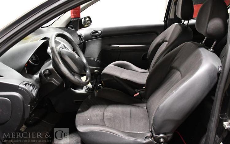 PEUGEOT 206 + 1,4 NOIR HE-358-AB