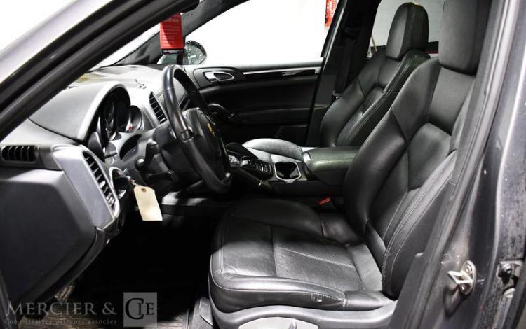 PORSCHE CAYENNE 3.0 TDI 210 TIPTRONIC-S GRIS HE-416-BB