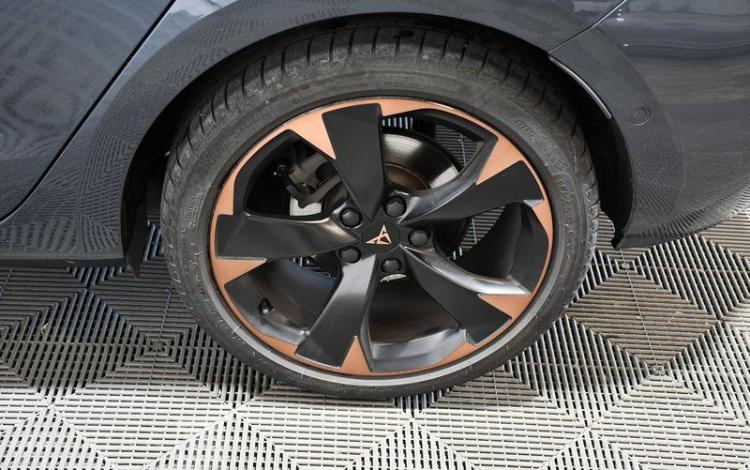 CUPRA LEON 2.0 TDI 150ch V DSG GRIS HE-471-QP