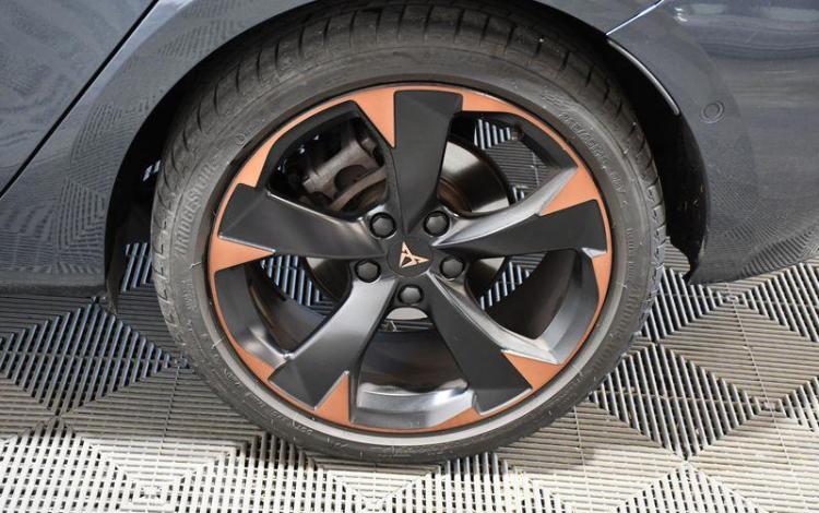 CUPRA LEON 2.0 TDI 150ch V DSG GRIS HE-472-QP