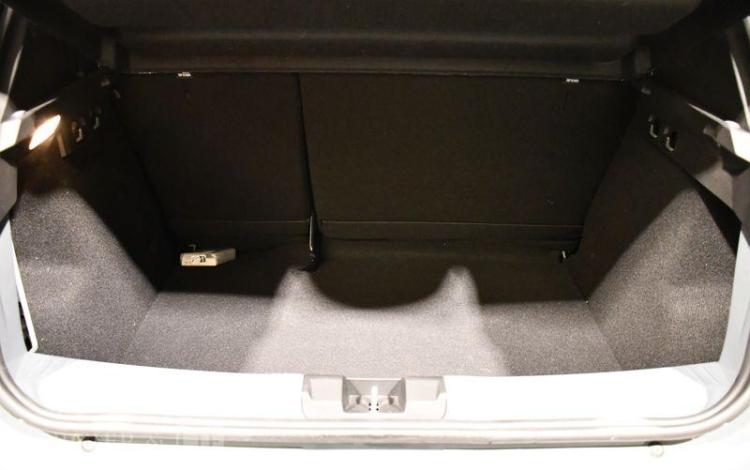 DACIA SANDERO ESSENTIAL SCE 65 GRIS HE-484-EK