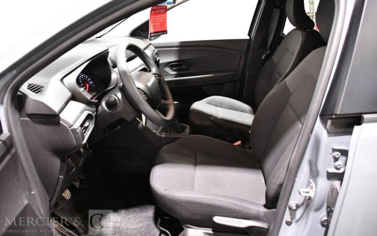 DACIA SANDERO ESSENTIAL SCE 65 GRIS HE-484-EK