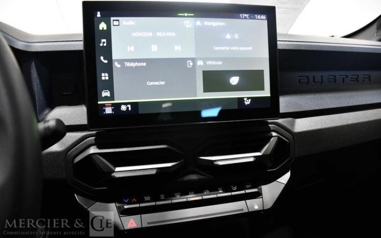 DACIA DUSTER EXPRESSION MILD HYBRID 130 VERT HF-770-FE