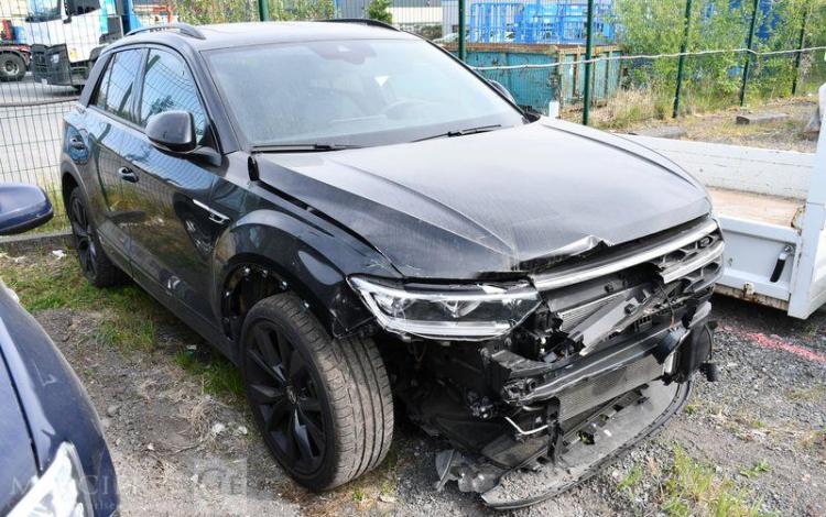 VOLKSWAGEN T ROC 1.5 TSI 150ch R-LINE DSG BVA NOIR HF-941-GY