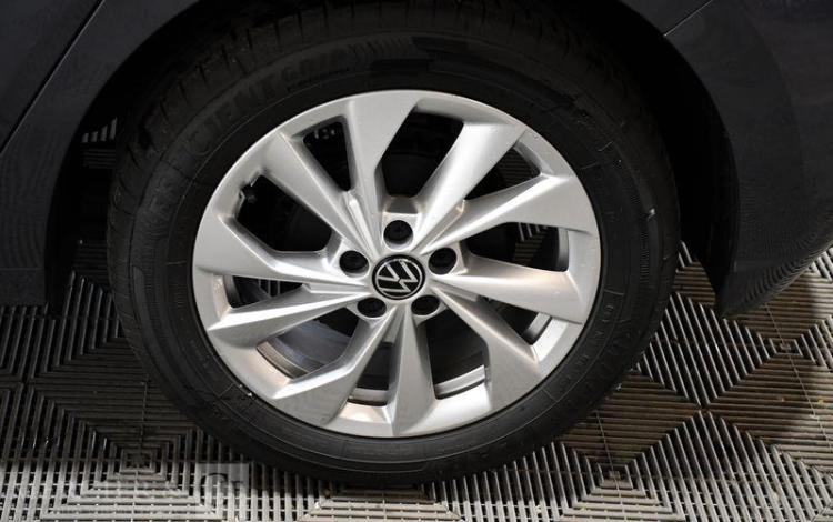 VOLKSWAGEN POLO 1,0 TSI 95CH DSG7 STYLE GRIS HG-872-GQ