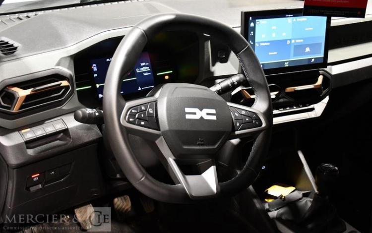 DACIA DUSTER EXTREME ECO-G 100 BLANC HG-961-RL