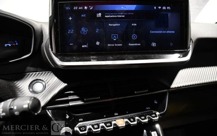 PEUGEOT 208 1.2 PURETECH 100ch ALLURE exportation impossible BLANC MK6295