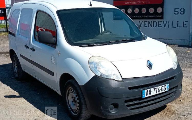 RENAULT KANGOO II Express (VU) 1.5 dCi 70 cv – DIESEL -326107 KMS – ANNEE 2009 BLANC AA-774-GG