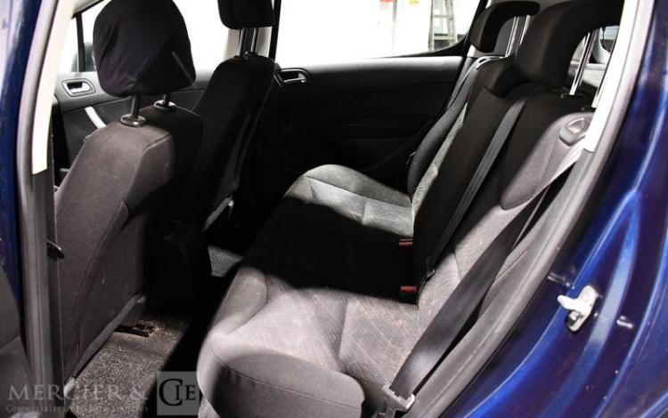 PEUGEOT 308 1.6 HDI 90ch CONFORT PACK BLEU AC-418-QA