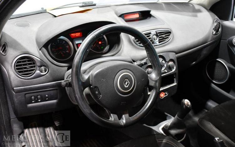 RENAULT CLIO CAMPUS 1.5 DCI 85CH DYNAMIQUE GRIS AG-304-LP