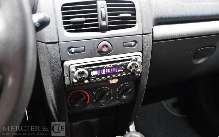 RENAULT CLIO CAMPUS 1.2 GPL 60CH AUTHENTIQUE ROUGE AV-528-TM