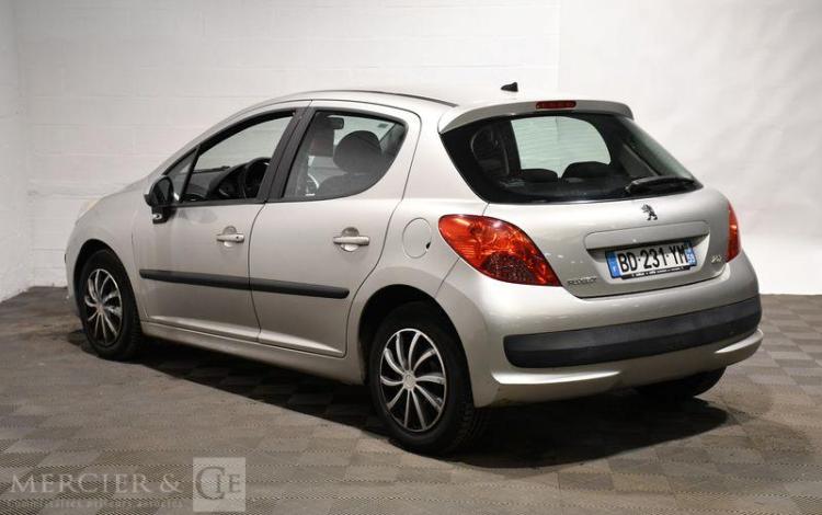 PEUGEOT 207 1.4 HDI 70ch STYLE GRIS BD-231-YM