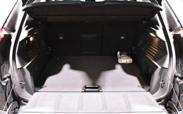 PEUGEOT 3008 1,6 HDI 110 PREMIUM PACK NOIR BE-246-EZ