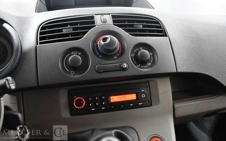 RENAULT KANGOO DCI BLANC BF-850-FL