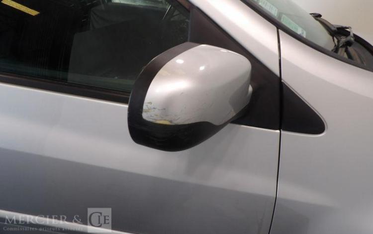 RENAULT CLIO 1.5 DCI 90CH DYNAMIQUE TOMTOM GRIS BH-713-AW
