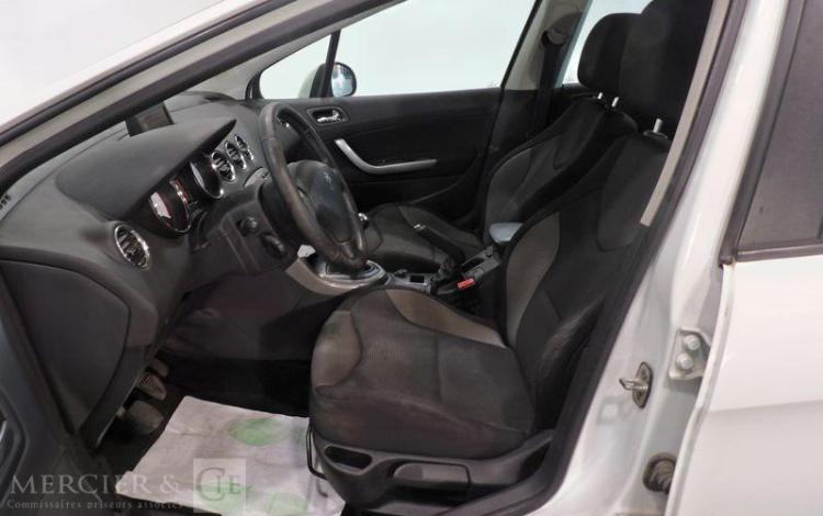 PEUGEOT 308 GENERATION-I 1.6 HDI 90CH NAVTEQ BLANC BL-558-HQ