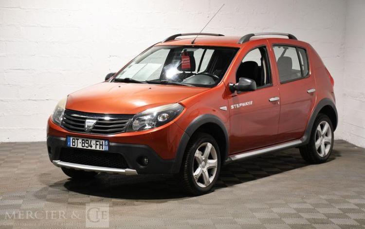 DACIA SANDERO STEPWAY 1.5 DCI 90ch BORDEAUX BT-894-FH