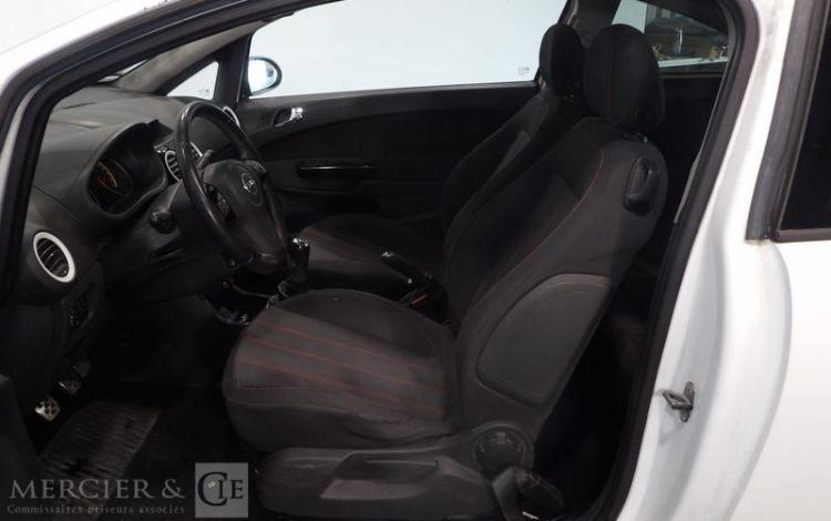 OPEL CORSA 1.3 CDTI 95CH COSMO BLANC CA-862-MH